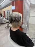 ホワイトxブラックデザインカラー