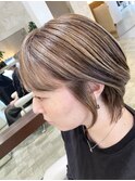 白髪ぼかしハイライト×こなれショート