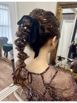 セニシエンタ(CENICIENTA) ポニー