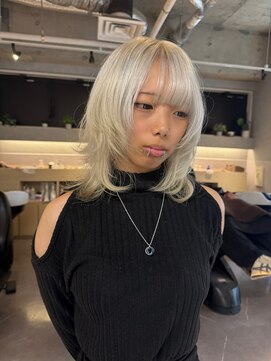 エマノン(EMANON) 福岡天神 ウルフカット レイヤーカット