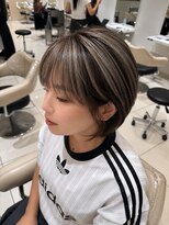 アッシュ 武蔵小金井店(Ash)&nbsp;＼武蔵小金井/白髪ぼかし/大人ショート/グレージュ/50代／