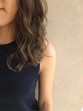 ロンド 銀座(Lond) 赤みのないオシャレカラー　担当川瀬賢翁