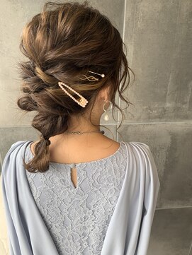 美容室 アイディー i-dee 大人気！編みおろし