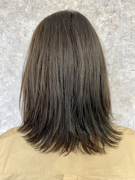 シュガービー(SUGAR-B) 【SUGAR-B】透明感グレージュミディ