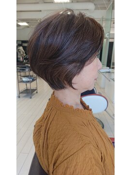 イートンクロップガーデン(Eton Crop Garden) itou の 【白髪ぼかし】ミセスショートスタイル