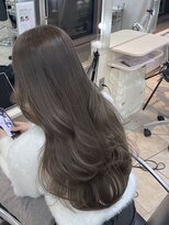 ユーフォリア 池袋東口駅前店(Euphoria)&nbsp;【Euphoria MITSUKI】ブリーチなしで出来るミルクティーベージュ