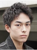 アップバングスパイキーショート短髪パーマツイスト無造作メンズ