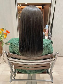 イースト(YEAST) ダークグレージュ