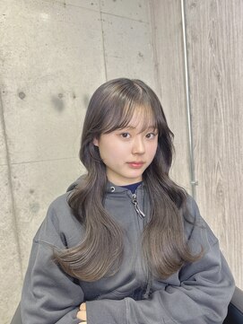 ラフィット 香椎(lafit) ダークグレージュ韓国風艶カラーブリーチ髪質改善トリートメント