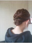 ボブでもできるゆるふわお団子ヘアー