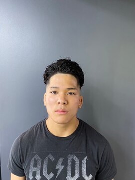 ダンヒルバーバー(dunhill BARBER) フェードカット<理容室>[メンズ/シェービング/床屋/銀座]