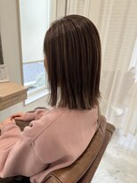 アドラーブル はなみずき店(adorable)&nbsp;【ハイライトカラー】【ぱつんボブ】【30代40代】