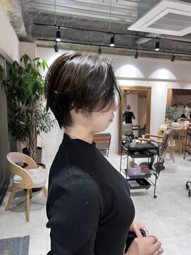 アドア 横浜(ADORE) 【ADORE横浜】ハンサムショート×オリーブグレー