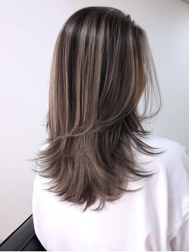 デザインハイライトグレージュ本厚木