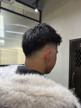 フェリア 松山(Feria) 【木村スタイル】スキンフェード