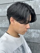 ヒュイル バイ ニアウ(Hwyl by Niau)&nbsp;メンズマッシュセンターパートスパイラルパーマニュアンスパーマ