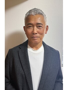 ヨンマルヨン(404) グレーヘアベリーショート