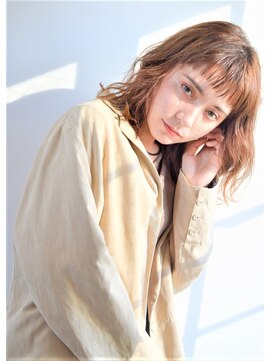 エールバイボヌール(Ere by Bonheur) オン眉ショートバング＆くせ毛風エアリーミディ