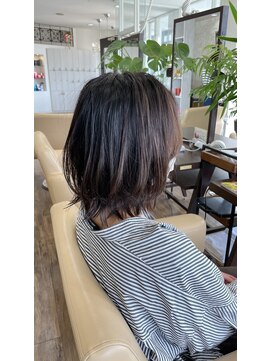 ジッピー ヘアーコレクション くびれミディ  大人ハイライト セピアベージュ 30代40代50代