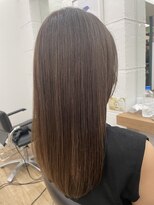 アメリ(Ameri)&nbsp;-Ameri-ハイライト修正　×　グレージュ　×ケラチンTr