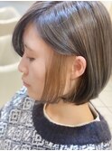 丸みがかわいい　インナーカラーボブ