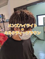 コワファーストナガサキシャンプーボーイ(COIFF1RST NAGASAKI SHAMPOO BOY)&nbsp;メンズハイライト×ショートウルフ