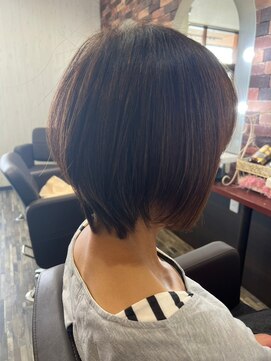 ヘアー リードレス(hair Re:dress) ふんわり丸み大人マッシュショートツヤ髪ブラウン地毛風カラー