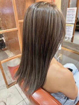 ネオリーブサイン 大森店(Neolive sign) ストレートでも立体感◎ グレージュハイライト