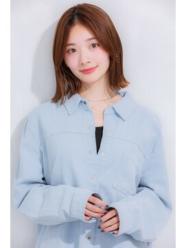 パノラ 下北沢(PANOLA) ミディアム前髪センターパートスタイル　くびれミディアム