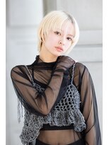 トティア 梅田(Totia)&nbsp;【Totia梅田】フェザーショート×ホワイトブロンド