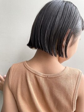 ヘアー アイス 御器所本店(HAIR ICI) キッズカット女の子おかっぱオン眉ボブ切りっぱなし