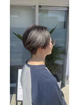 メゾンドブルー(Maison de blue) 刈り上げショート