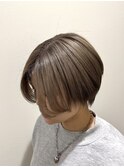 透明感グレージュカラー