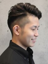 トゥルートラスト オムオム 甲府和戸(True Trust HOMME HOMME)&nbsp;メンズ ツーブロック フェード アップバング ビジネススタイル