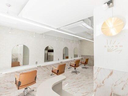 スラッシュアイボリー 姫路駅西店(SLASHivory)の写真