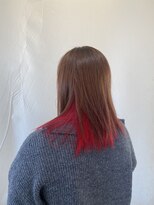 ジュリア(Giulia)&nbsp;ウォームブラウン×レッドインナーで魅せる大人可愛いスタイル♪