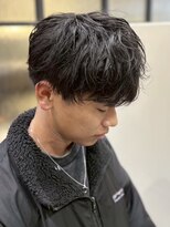 トイロ(toiro)&nbsp;シャドウパーマツイストスパイラルパーマフェザーパーマ30代韓国