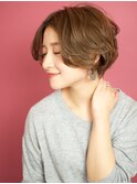 ルーズなカールで洗練された大人ショートボブ☆