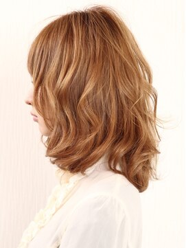 ミューズ 新宿(MUSE) 大人かわいい厚めバングブランジュ毛先パーマセミディ