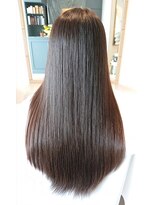 エワル(Ewalu)&nbsp;美髪ロング