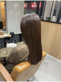 定期的なトリートメントで理想の艶髪へ！