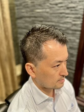 プレミアムバーバー 赤坂店(PREMIUM BARBER produce by HIRO GINZA) アップバングフェード
