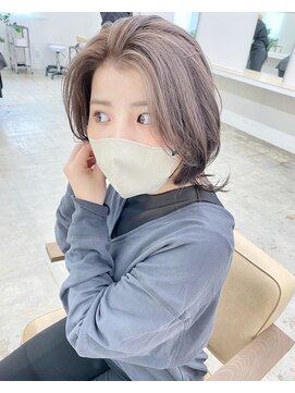 ニュート(Neut ) 外国人風×シルバー