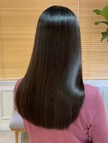 クールブ(Courbe)&nbsp;美髪専門店が提案するナチュラルな『縮毛矯正』