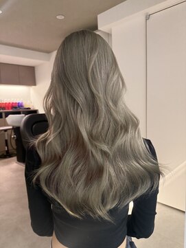 リリット(ReLit) ハイライトレイヤーカットグレージュベージュショート髪質改善