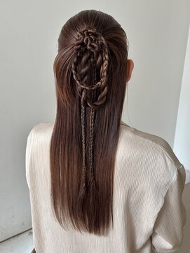ゼスト パーク(ZEST PARK) ハーフアップ結婚式ヘアセット成人式ヘアセット卒業式ヘアセット