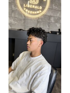 フランクスバーバーリベラルド 横浜(FRANK'S BARBER LIBERALD) MEN’S HAIR/テーパーフェード×ラルフカール S