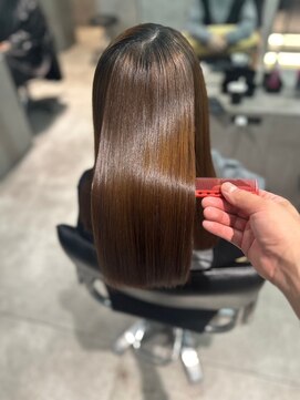 シーク 大森(Seek) カット縮毛矯正TOKIOトリートメント