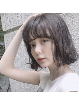 ジェナ(Jena)の写真/ご自宅でのお手入れも簡単・バランスのとれた完成度の高いスタイルに【カット+フローディアSteamTr￥4500~】