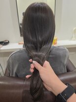 インビテーション(invitation) グレージュ